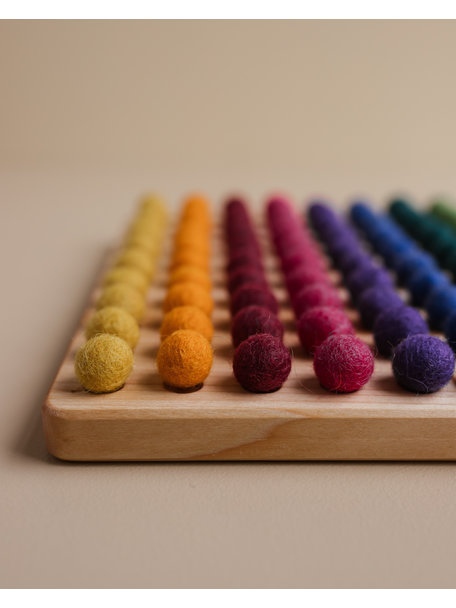 Spelenderwijs leren Wooden hundred board including felt balls