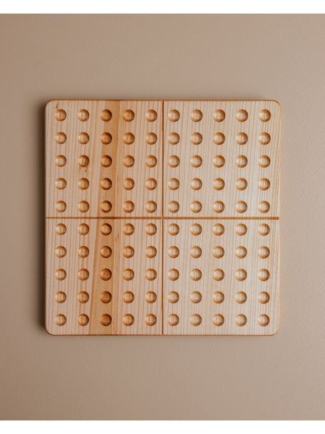 Spelenderwijs leren Wooden hundred board including felt balls