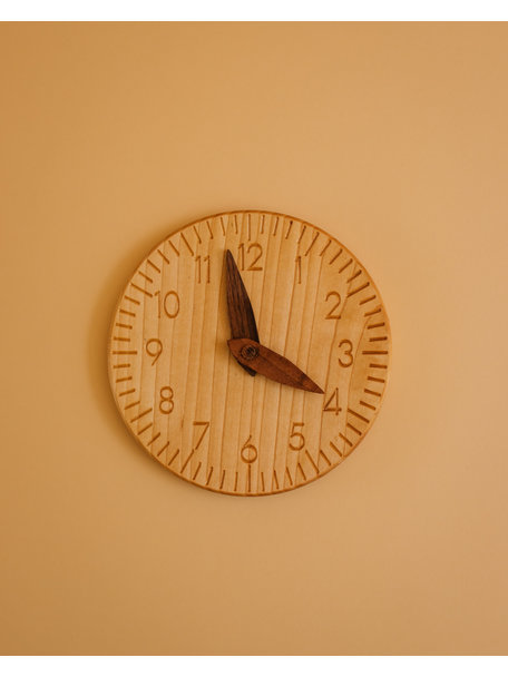 Spelenderwijs leren Wooden clock
