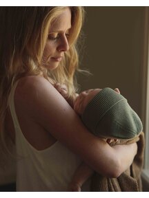 Hvid Beanie Fonzie newborn - artichoke