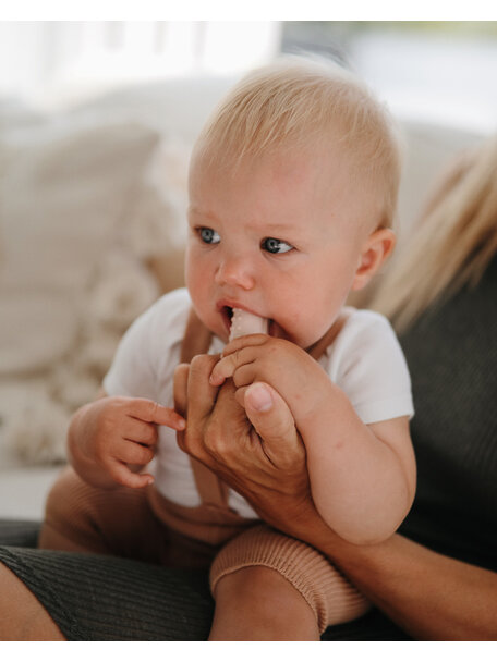 Mushie Baby toothbrush - clay/shifting sand - 2 pieces