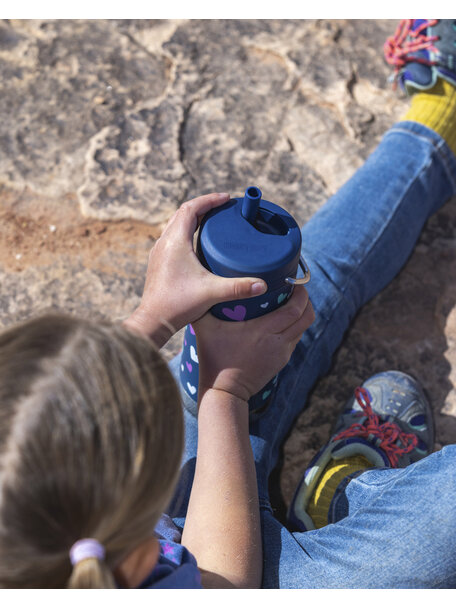 Klean Kanteen Insulated TKWide 355 ml with twist cap - navy hearts