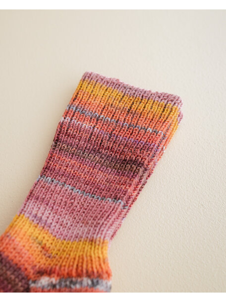 Hirsch Natur woolen children's socks - pink