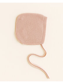 Hvid Newborn bonnet in merino wool - apricot