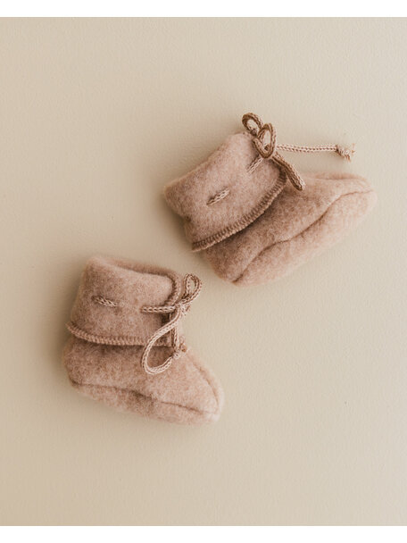 Unaduna X Engel Wool Fleece Baby Booties - semla