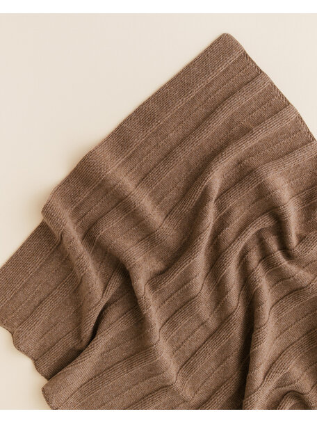 Hvid Blanket Holly - walnut