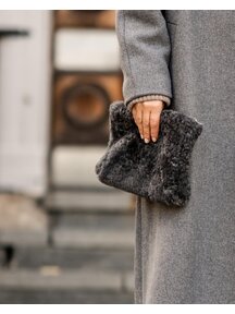 Shepherd Wool clutch Ally - carbon