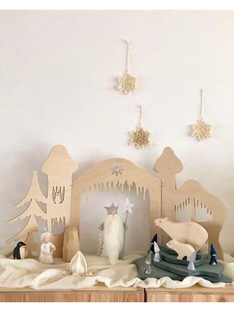 De Noest King Winter triptych - medium