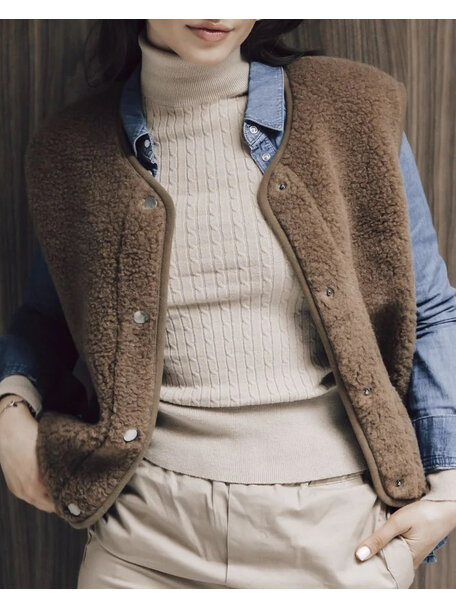 Alwero Women's woolen vest TYB - teddy brown