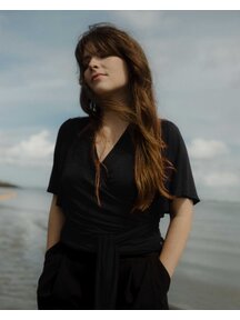 Unaduna Wrap around blouse pointelle short sleeve wool/silk - ebony