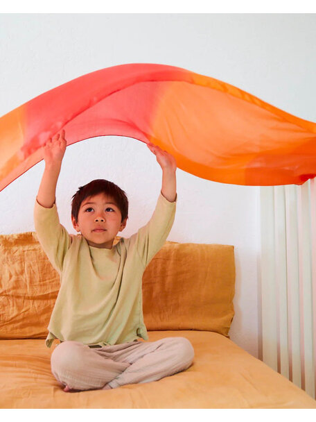 Sarah's Silks Play cloth giant silk - fire