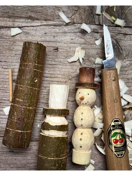 Kids at work Wood carving knife