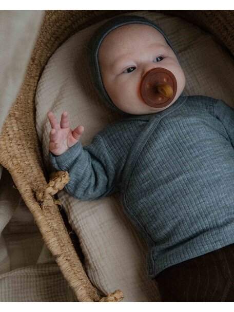 Unaduna Baby wrap-around cardigan of wool rib - nila