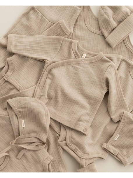 Unaduna Baby wrap-around shirt rib wool/silk - maca
