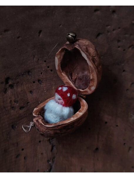 Studio Motane Walnut baby - mushroom