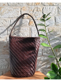 Sook Hand-woven leather bucket bag Esmée - coffee