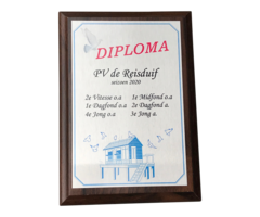 Diploma met kleuren opdruk