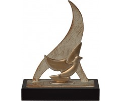 Duiven trofee van metaal