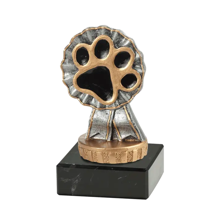 Resin figuur op marmer