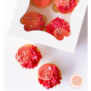 Cupcakedozen.nl Sierlijke witte doos voor 4 cupcakes (25 st.)