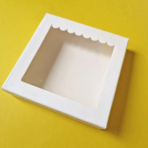 Cupcakedozen.nl White cookie box - 115 x 115 x 25 mm + shop window (10 pieces)