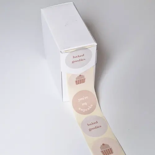 Cupcakedozen.nl Label - Cupcakes (500 piece sticker roll)