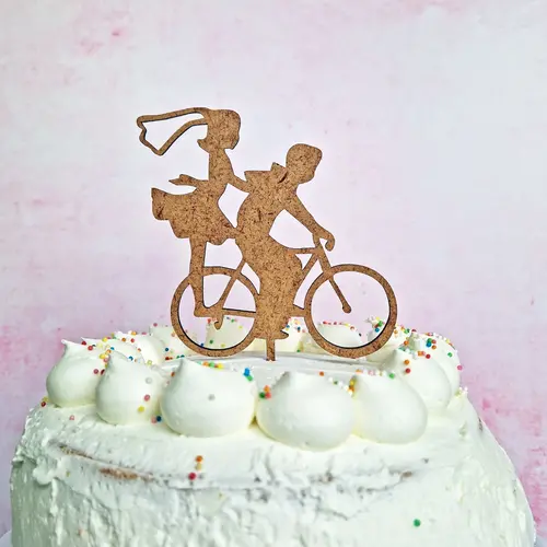 Cupcakedozen.nl Cake toppers MDF - Just Married (5 pieces)