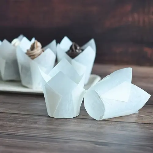 Cupcakedozen.nl Tulip baking cups white - regular size cupcakes (267 pieces)