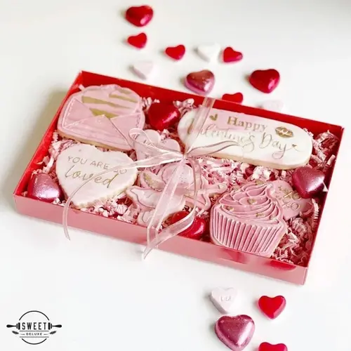 Cupcakedozen.nl Red pink (letterbox) box for cookies - 250 x 155 x 26 mm (per 25 pieces)