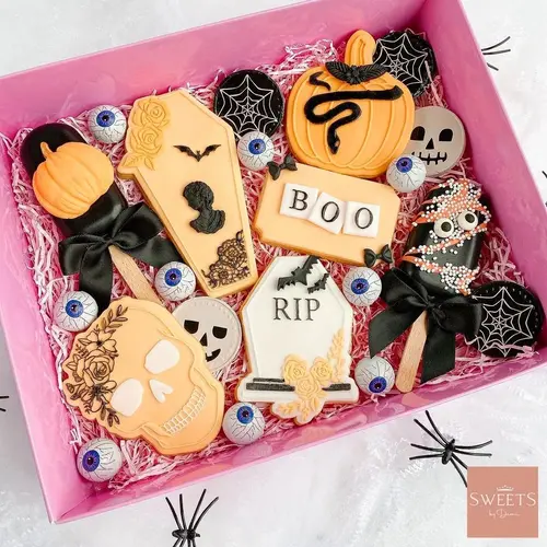 Cupcakedozen.nl Zuurstokroze sweet box met transparant deksel - 25 x 20 x 7 cm