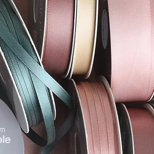 Beautiful ribbons for an extra festive touch!