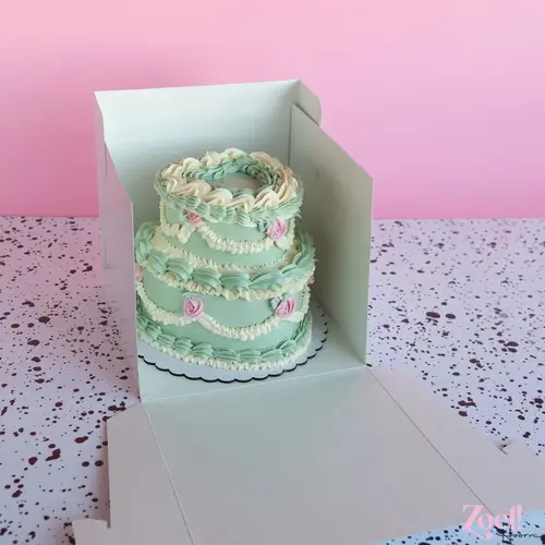 Boxes for tall cakes, wedding cakes and tiered cakes