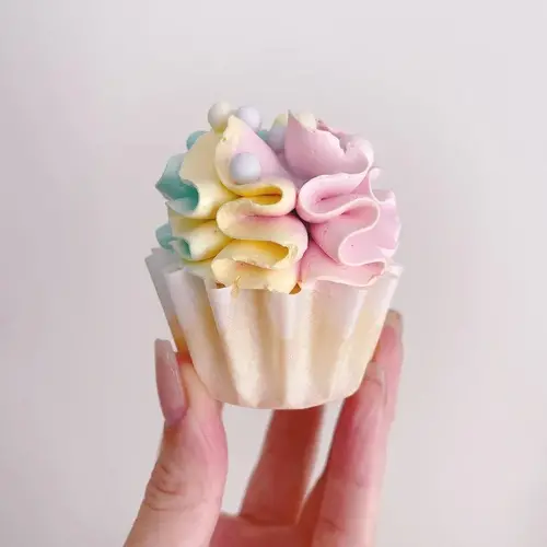 Deze geribbelde cups zijn de leukste trend op cupcake gebied!