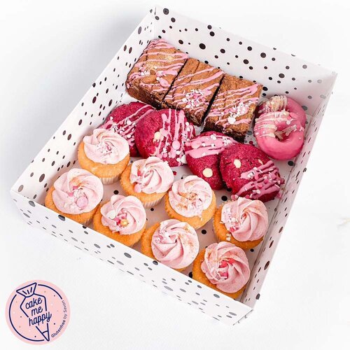 Cupcakedozen.nl Witte sweet box met zwarte stippen en transparant deksel - 25 x 20 x 7 cm (10 stuks)