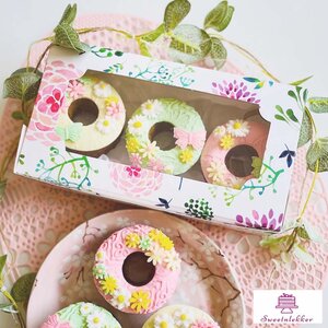 Cupcakedozen.nl Fleurige sweetsbox - 23x12,5x5 (10 st.)