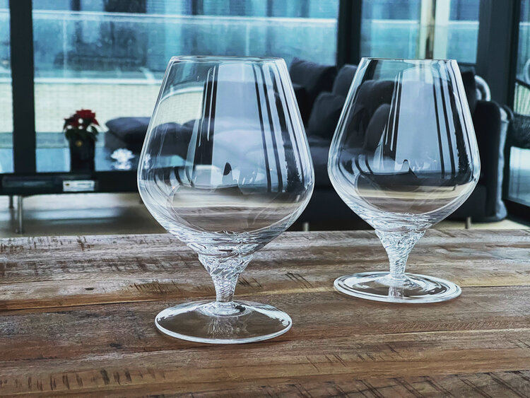Skloglass Handgemaakte kristallen cognac glas Twist leg