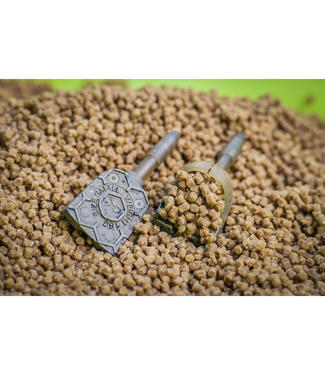 Matrix Interchangeable Pellet Feeders