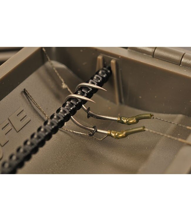 Korda Rig Safe Mini  - Super Compact Storage Systhem - Up To 60 Rigs