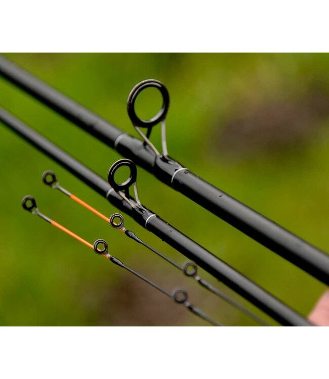 Cresta Snyper Medium Feeder (2 sections)