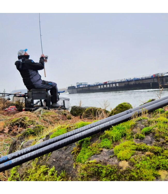 Cresta Identity Pro Accelerate Feeder (2 sections + 2 tips)