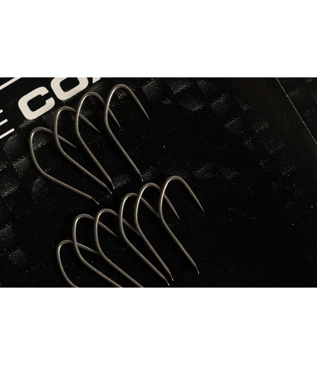 Guru F1 Maggot Barbless Spade End (10 pcs)