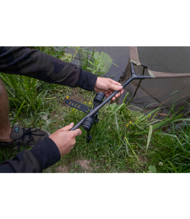 Avid Carp Lok Down Landing Net holder