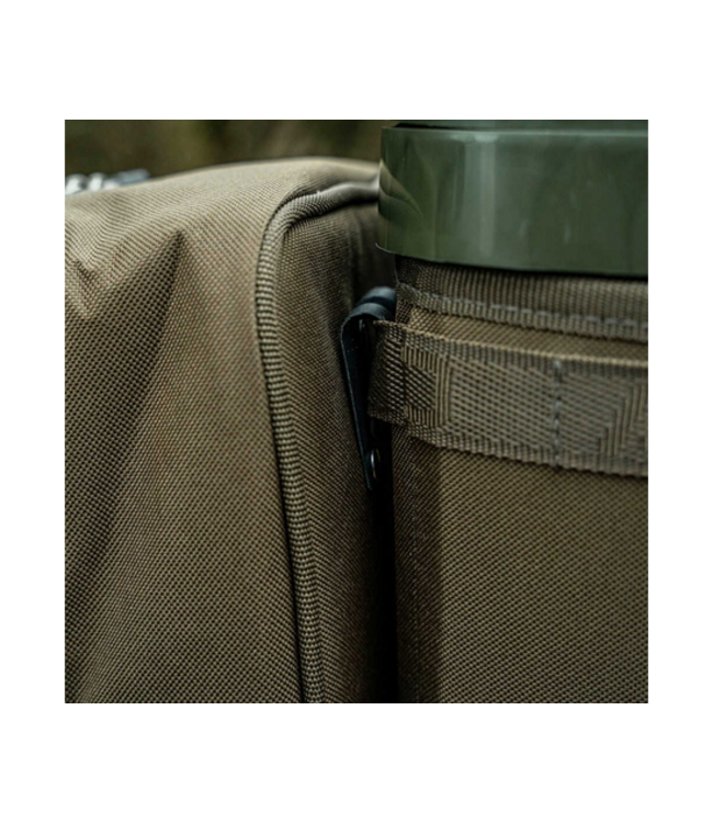 Avid Carp Compound Insulated Pouch Large