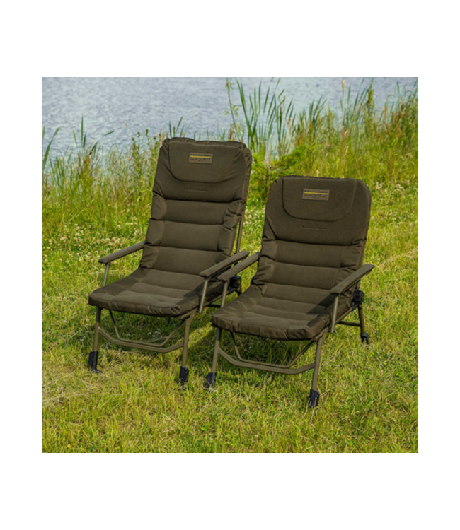 Avid Carp Chaise Benchmark LevelTech Recliner
