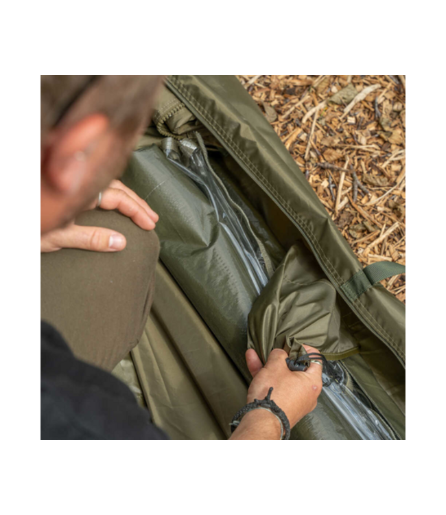 Avid Carp Revolve 60” Brolly System