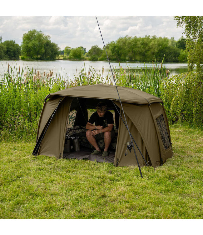 Avid Carp Exo + Bivvy