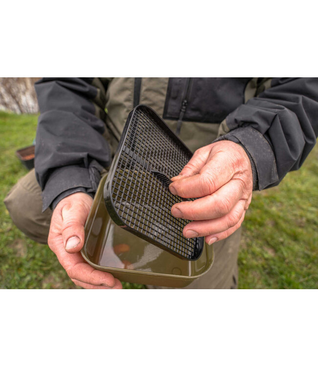 Korum Bac à Asticots Avec Tamis 2 Pints