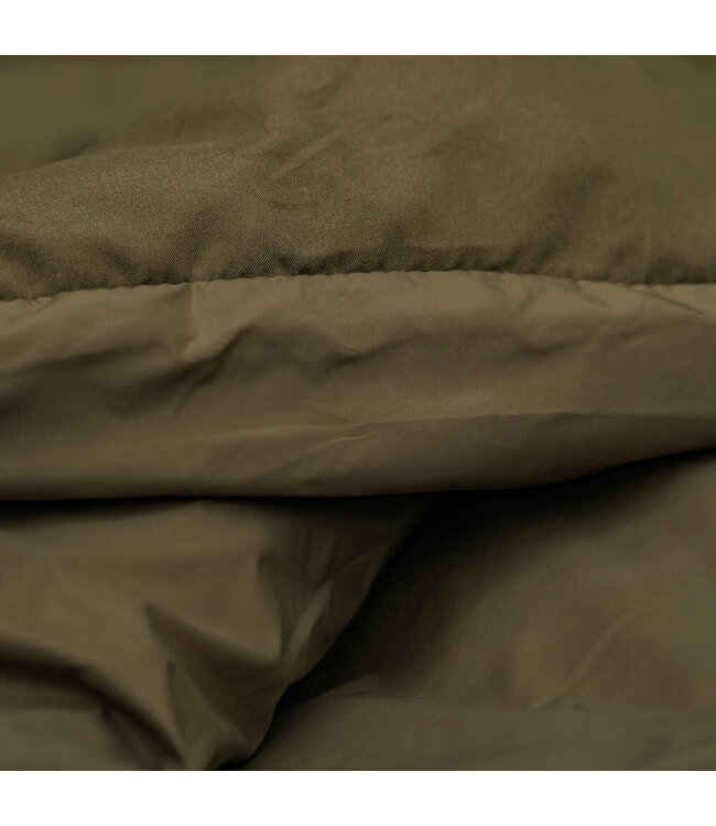 Avid Carp Revolve X System Xlarge – Sleep System Carpe Spacieux avec 8 Pieds Rocksteady, Matelas Foam et Dual Layer Duvet