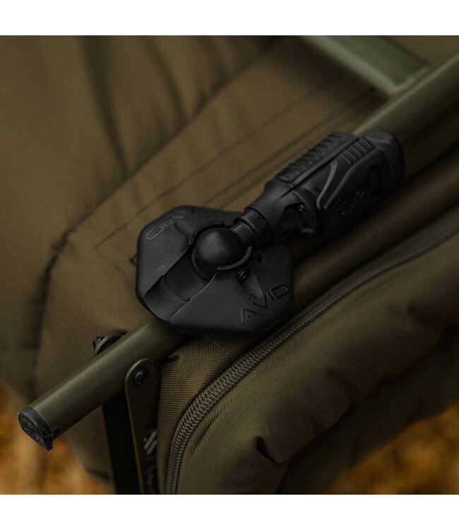 Avid Carp Revolve X System Xlarge – Geräumiges Karpfen-Sleep-System mit 8 Rocksteady Beinen, Foam-Matratze und Dual Layer Duvet