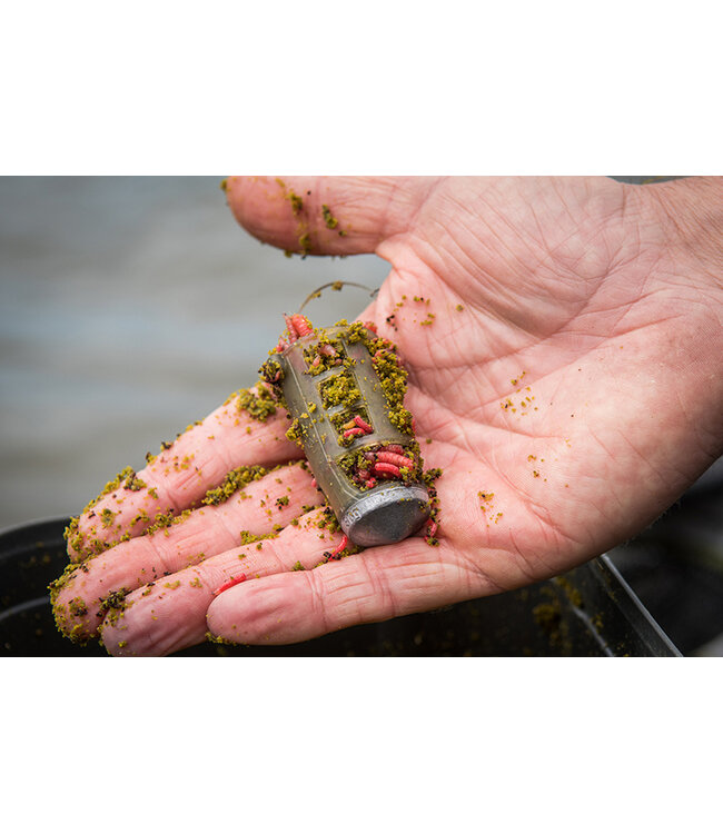 Matrix Plastique Orbit Feeder